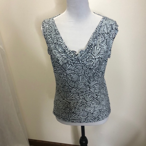BCBG women’s tie back drop neck short sleeve shirt size sm/medium​ - Picture 1 of 6